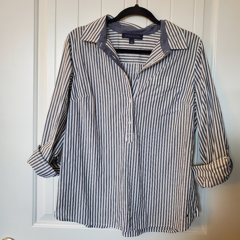 Tommy Hilfiger Classic Half Button Down